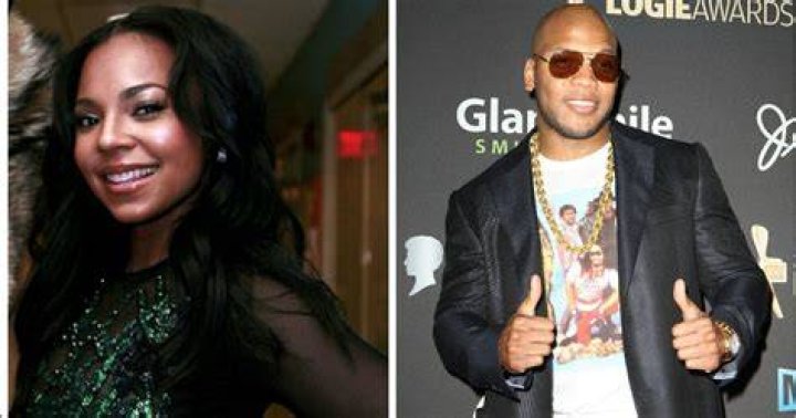 Ashanti & Flo Rida Spark Dating Rumors As They Vacation Together – Hollywood Life