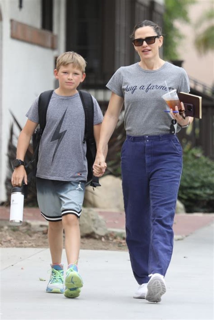 Ben Affleck & Jennifer Garner Reunite At Son Samuel’s School As J.Lo Romance Heats Up