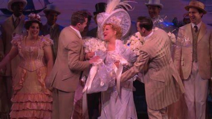 Bette Midler Sets Broadway Return In Revival Of ‘Hello, Dolly!’ & Fans Can’t Handle It