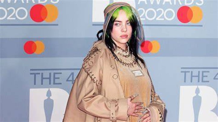 Billie Eilish Took Diet Pills At Age 12 Amid Her Body Image Struggles – Hollywood Life