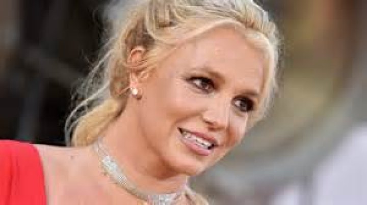Britney Spears ‘Not Looking To Ever Shade Or Upset’ Beyonce Fans With Recent ‘Queen B’ Comments