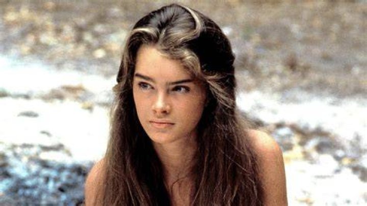 Brooke Shields, 55, Leaps From A Boat While Swimming In Sexy Black Bathing Suit — Watch