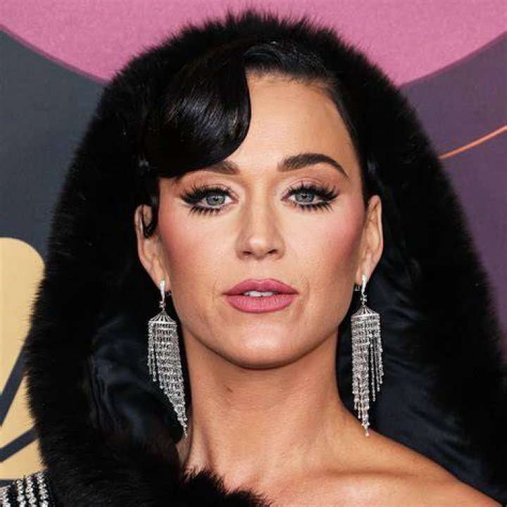 Buzz Cut Hairstyle — Would You Shave Your Head Like Katy Perry? – Hollywood Life