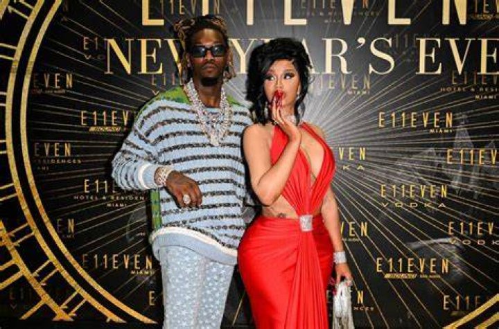 Cardi B Asks Offset To Lick Her In Comment On Instagram – Hollywood Life