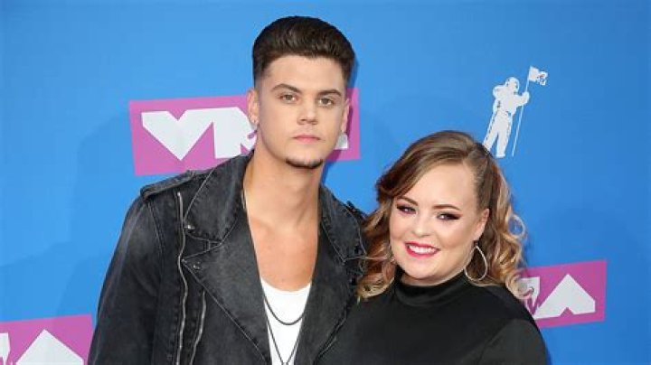 Catelynn Lowell’s Relationship With Daughter Carly’s Adoptive Parents – Hollywood Life