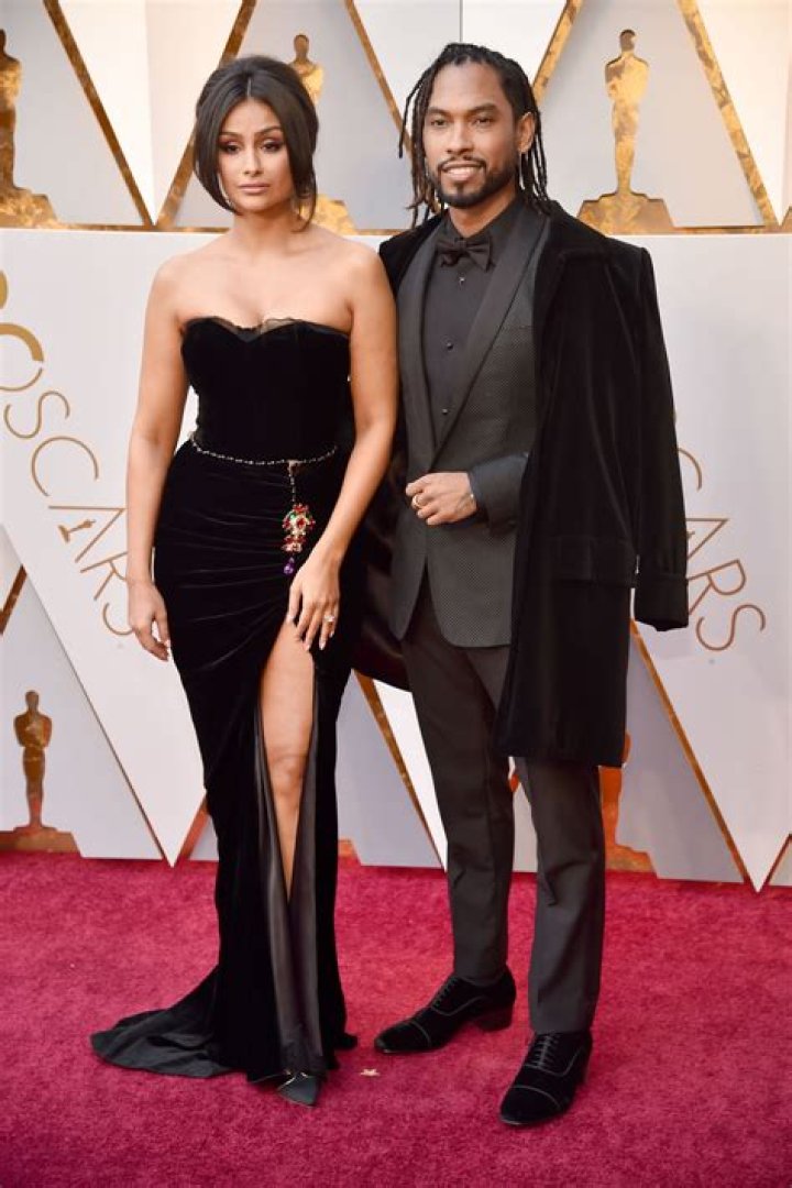 Celebrities At The Oscars 2018 — Cutest Couples On The Academy Awards Red Carpet