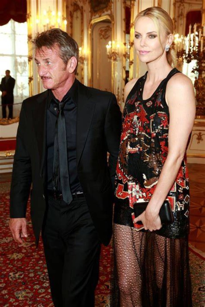 Charlize Theron & Sean Penn Relationship Timeline — Photos – Hollywood Life