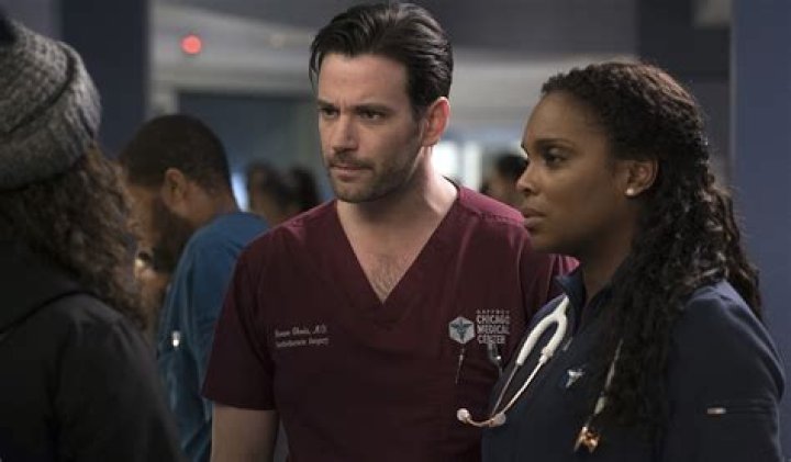 ‘Chicago Med’: Dr. Rhodes & Officer Roman Learn Not Everything Is As It Seems — Watch