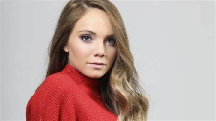 Danielle Bradbery On First ACM Award Nom For Best New Female Artist – Hollywood Life