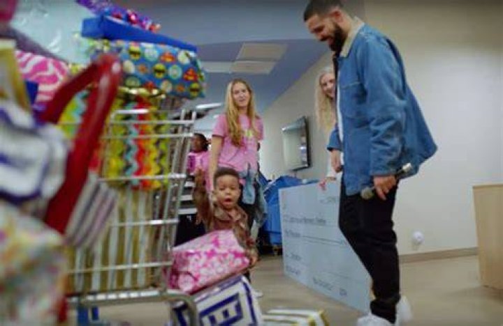 Drake’s ‘Gods Plan’ Music Video — PICS