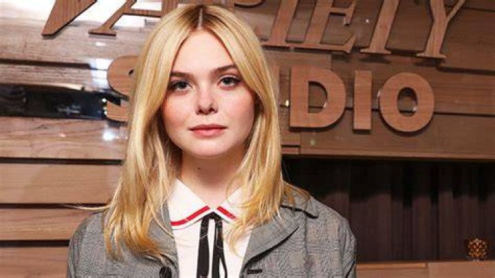Elle Fanning – Hollywood Life