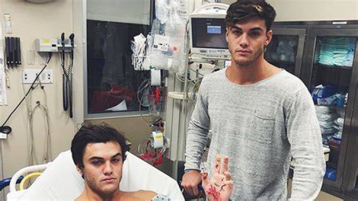Ethan Dolan Hospitalized After ‘Pretty F*cked’ Motorcycle Accident – Hollywood Life
