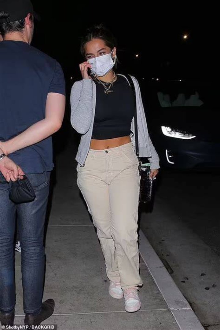 Flashes Nipples & Abs In Crop Top — SHOP – Hollywood Life