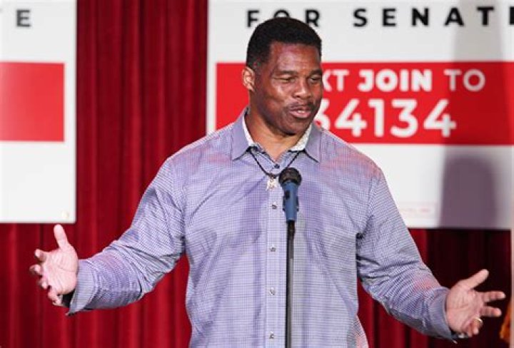 Herschel Walker Says There Are 52 U.S. States, Slamming Stacey Abrams – Hollywood Life