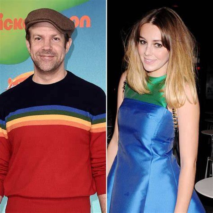 Jason Sudeikis & Keeley Hazell Fuel Dating Speculation After Appearing To Be In The Same House: See Pics
