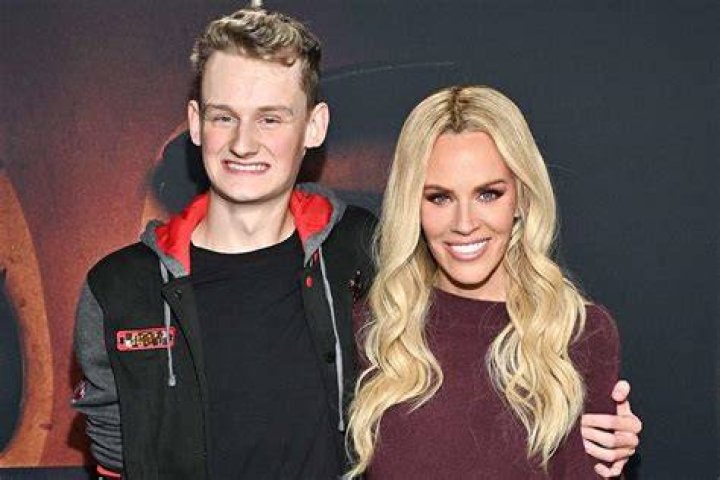 Jenny McCarthy: When People Call Son Evan ‘Retarded,’ I Lunge At Them