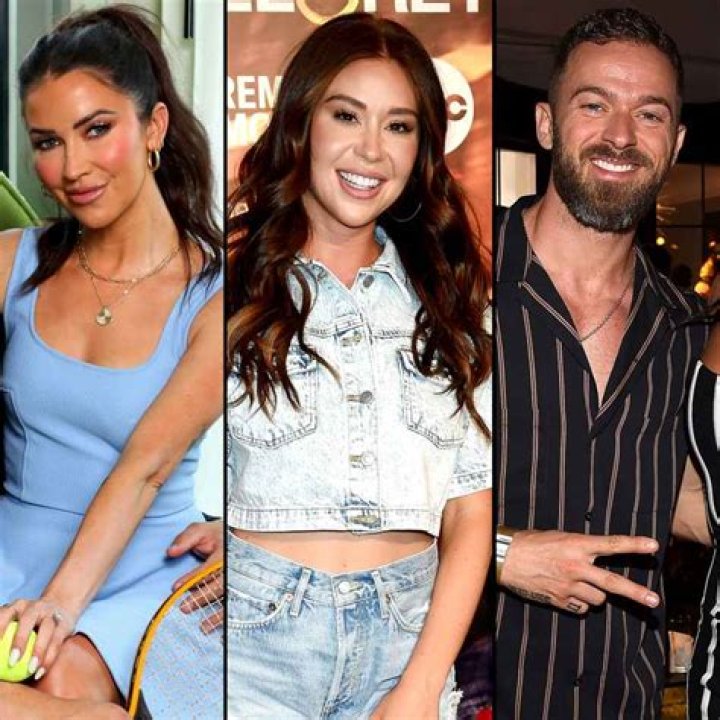 Kaitlyn Bristowe Reveals Her ‘DWTS’ Advice For Fellow ‘Bachelorette’ Star Gabby Windey: ‘She’s Crushing It’ (Exclusive)