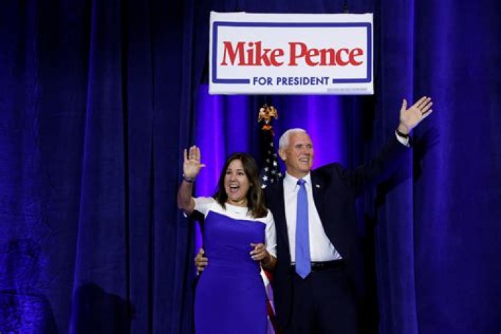 Karen Pence – Photos Of The Second Lady & Mike Pence’s Wife – Hollywood Life