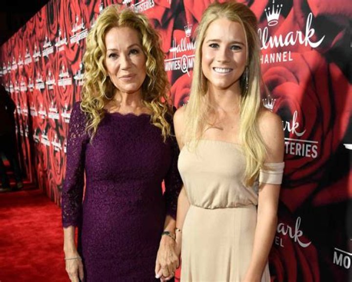 Kathie Lee Gifford, 66, & Daughter Cassidy, 26, Are Twins In Matching Oversized Hats