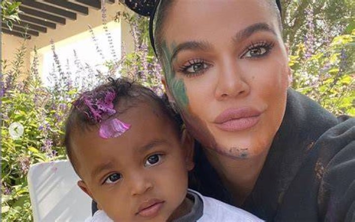 Khloe Kardashian Reveals Why She’s Ready For ‘KUWTK’ To End Even Though It’s ‘Devastating’: I ‘Need A Nap’