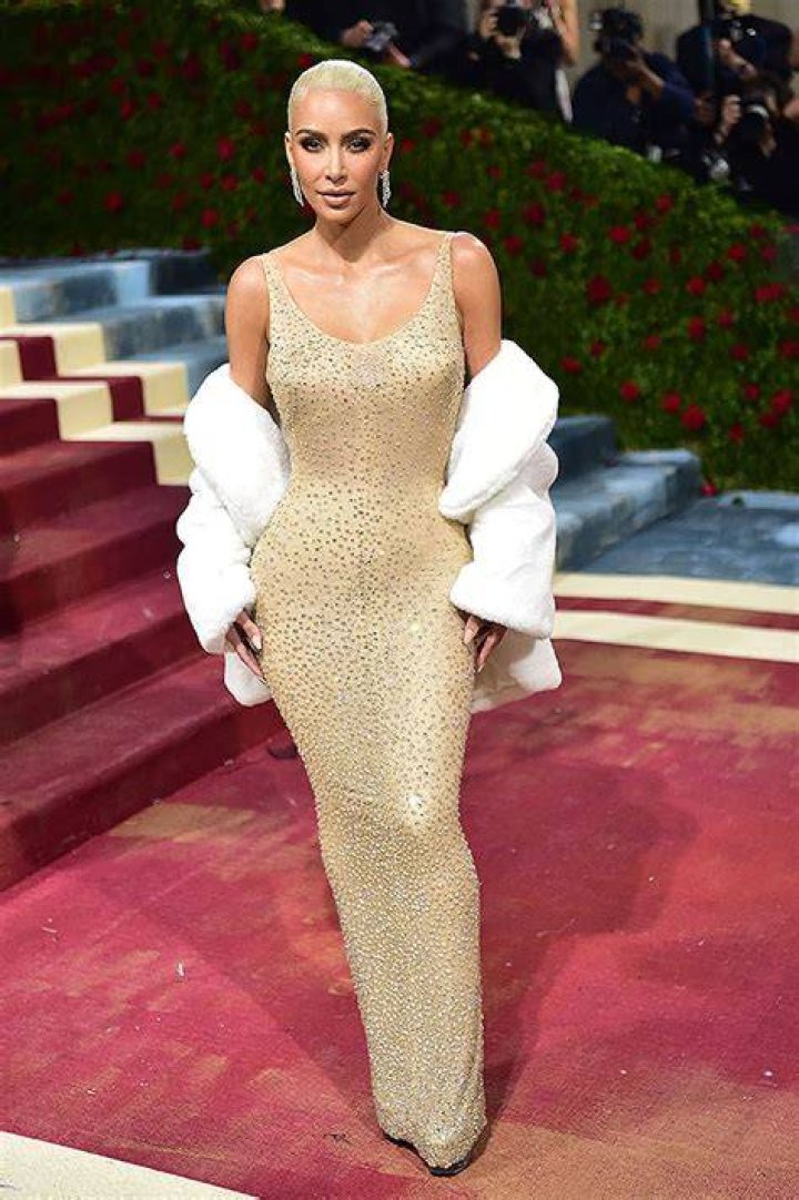 Kim Kardashian’s Marilyn Monroe Looks: Photos – Hollywood Life