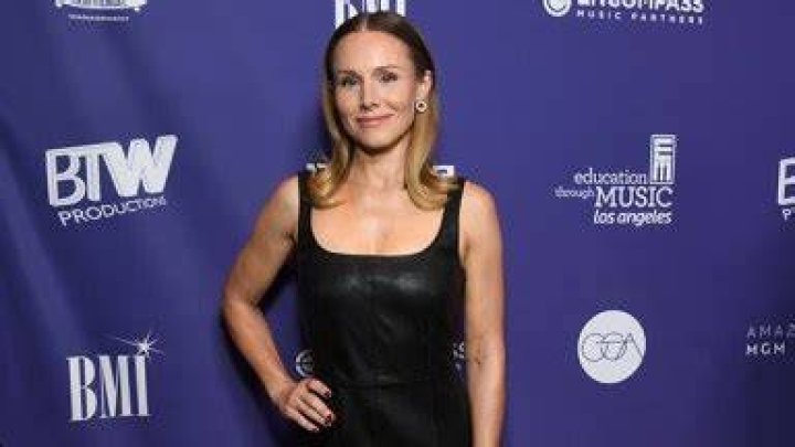 Kristen Bell Loves This Light-Coverage Tinted Moisturizer for a Natural Glow