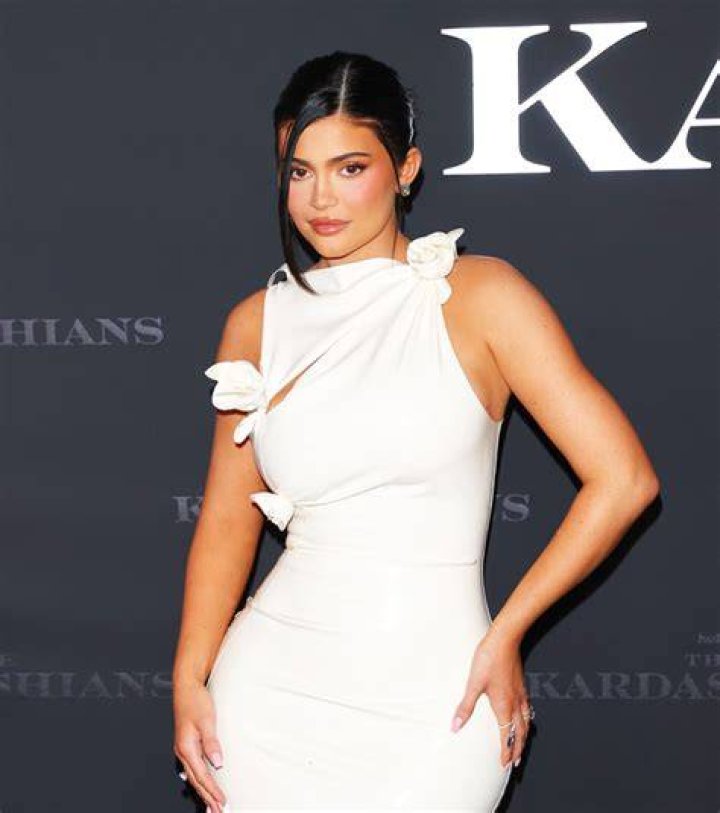 Kylie Jenner Attends ‘The Kardashians’ Premiere In A White Latex Dress – Hollywood Life