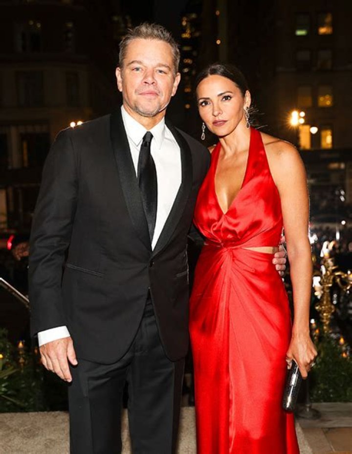 Matt Damon’s Wife Luciana Stuns in Plunging Red Gown: Photos – Hollywood Life