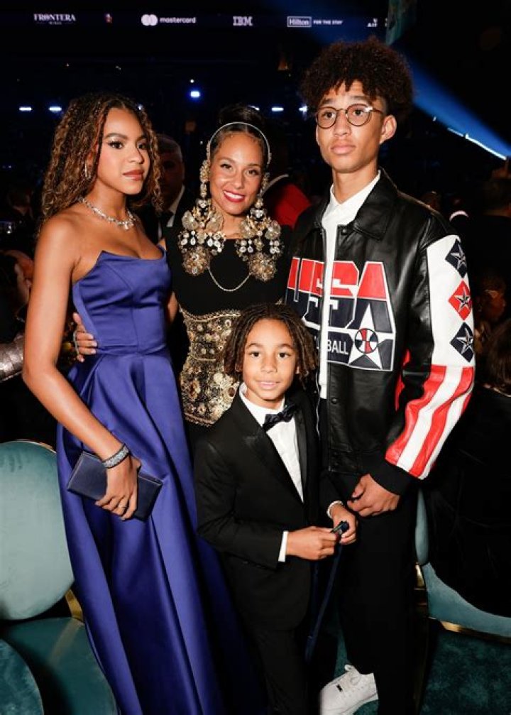 Naomi Campbell Says Blue Ivy Carter Is ‘Smart’ & ‘Lovely’ – Hollywood Life