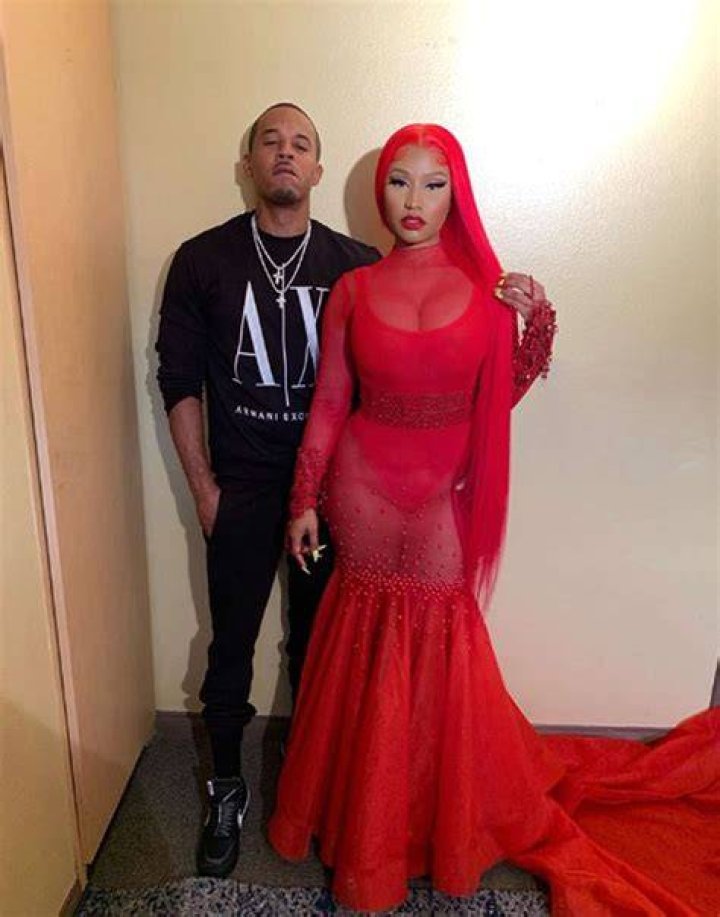 Nicki Minaj’s New Man Kenneth ‘Zoo’ Petty Grabs Her Thigh In IG Pic & Her Fans Have Mixed Reactions