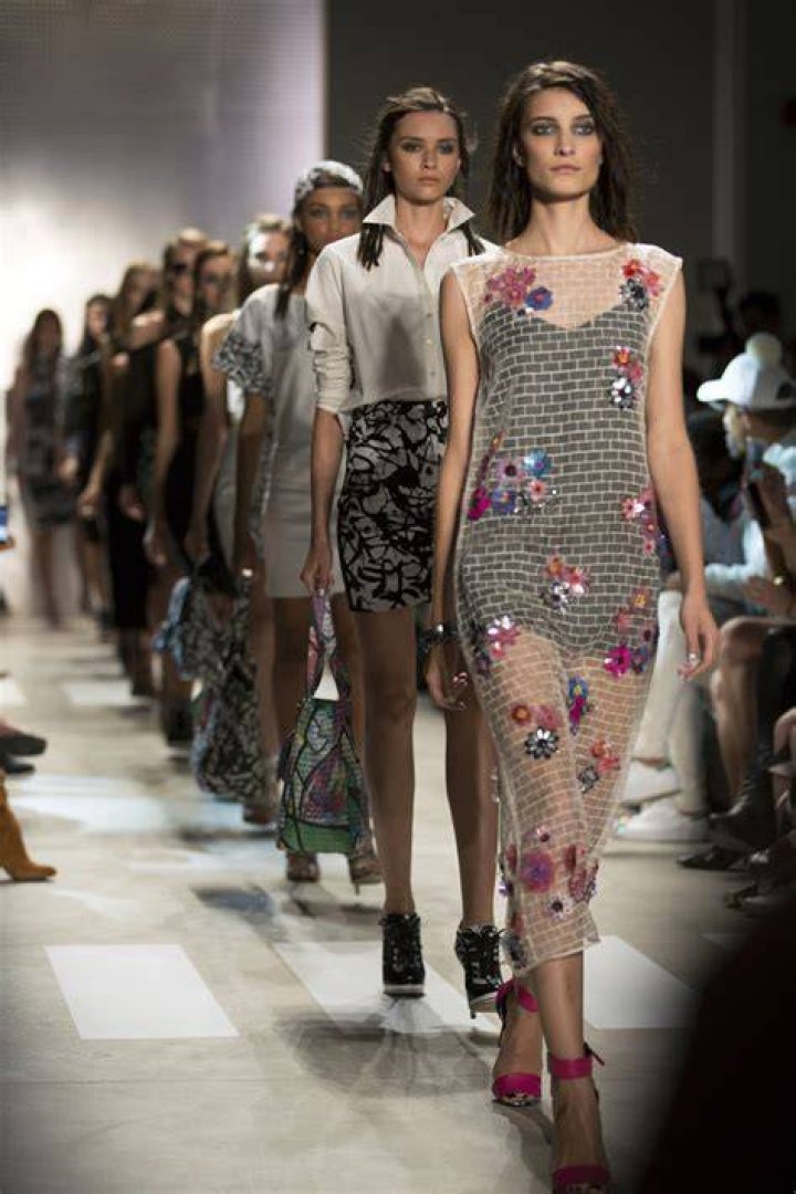 Nicole Miller NYFW Spring 2016 – See Photos