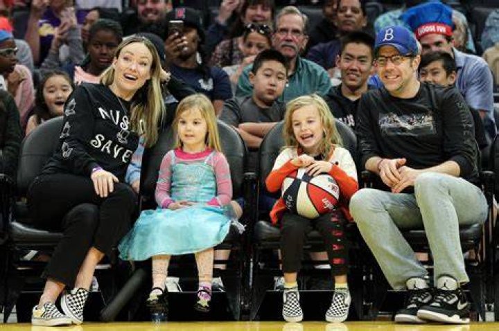 Olivia Wilde Gives Speech About Fighting Through ‘Hellfire’ Amid Nanny Drama
