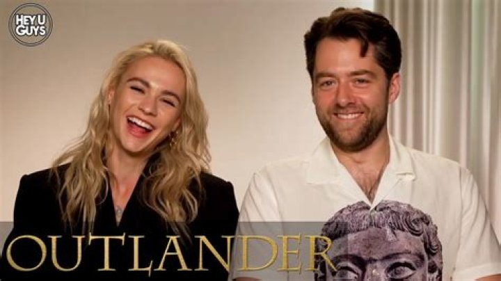 Outlander’s Sophie Skelton & Richard Rankin Talk Brianna & Roger In S4 – Hollywood Life