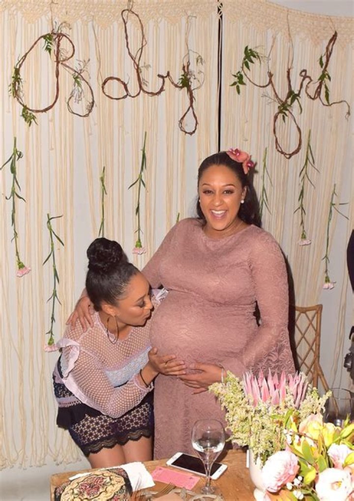 [PICS] Tia & Tamera Mowry — See The Stars Of ‘Sister, Sister’ – Hollywood Life