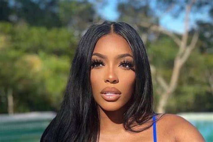 Porsha Williams Rocks Strapless Bikini On Beach With Fiancé – Hollywood Life