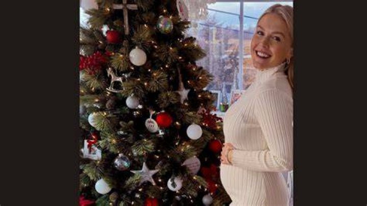 Pregnant Erica Mena Shows Off Her Baby Bump & Sexy Curves In Skintight Dress — New Pic