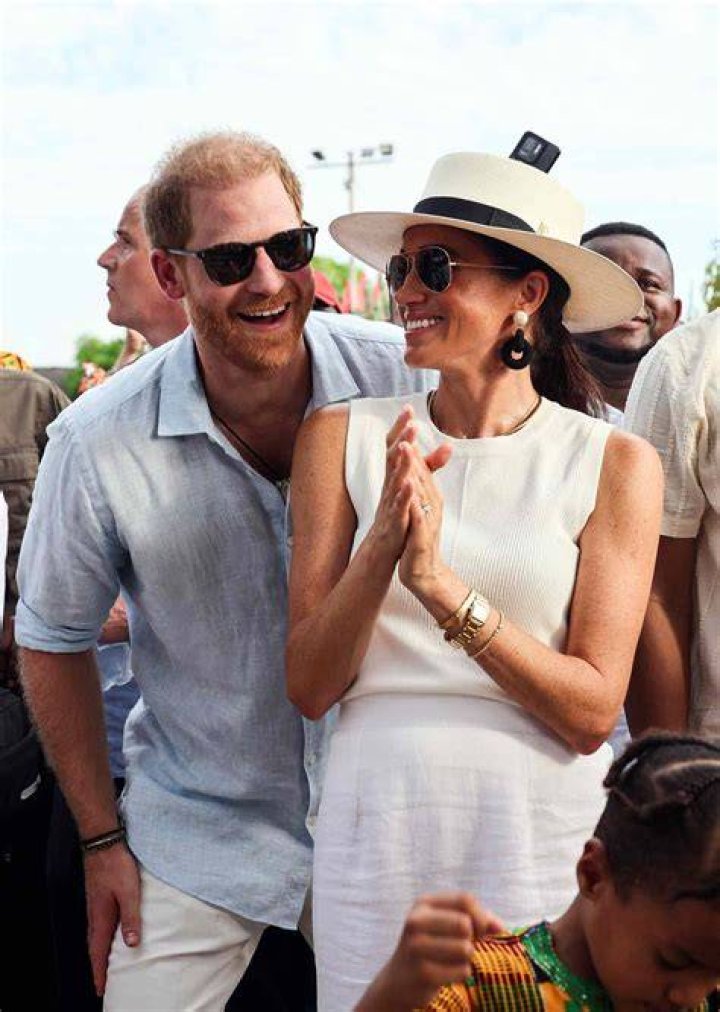 Prince Harry & Meghan Markle’s LA Volunteer Work Revealed: They ‘Want To Make The World A Better Place’