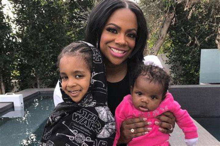 ‘RHOA’s Kandi Burruss Leads Full Family Workout In Her Driveway Amid Quarantine — Watch