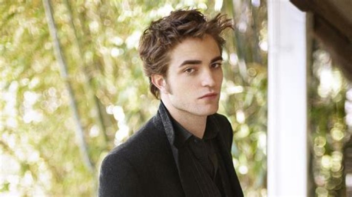 Robert Pattinson — PICS