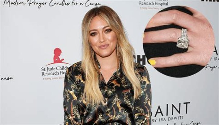 See Gorgeous Ring – Hollywood Life