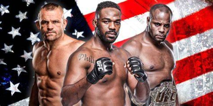 See Photos Of The UFC Fighter – Hollywood Life