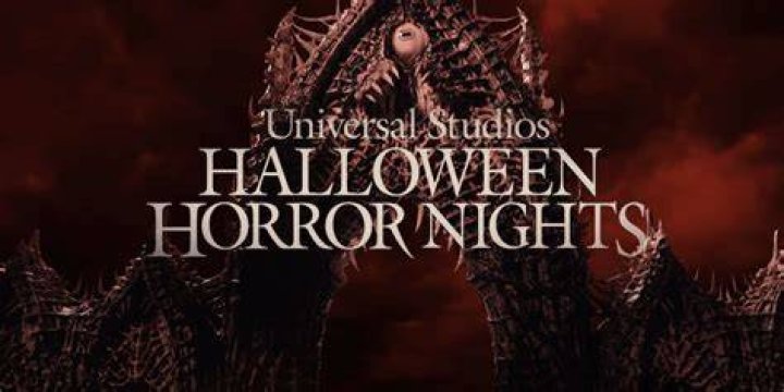 She Looks Like ‘Halloween’ Horror Star – Hollywood Life