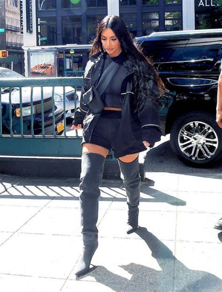 Stars In Thigh-High Boots & Booty Shorts: Photos – Hollywood Life