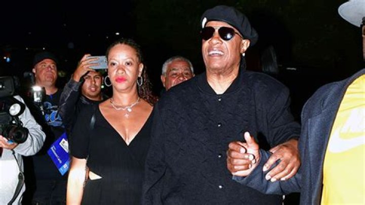 Stevie Wonder – Hollywood Life