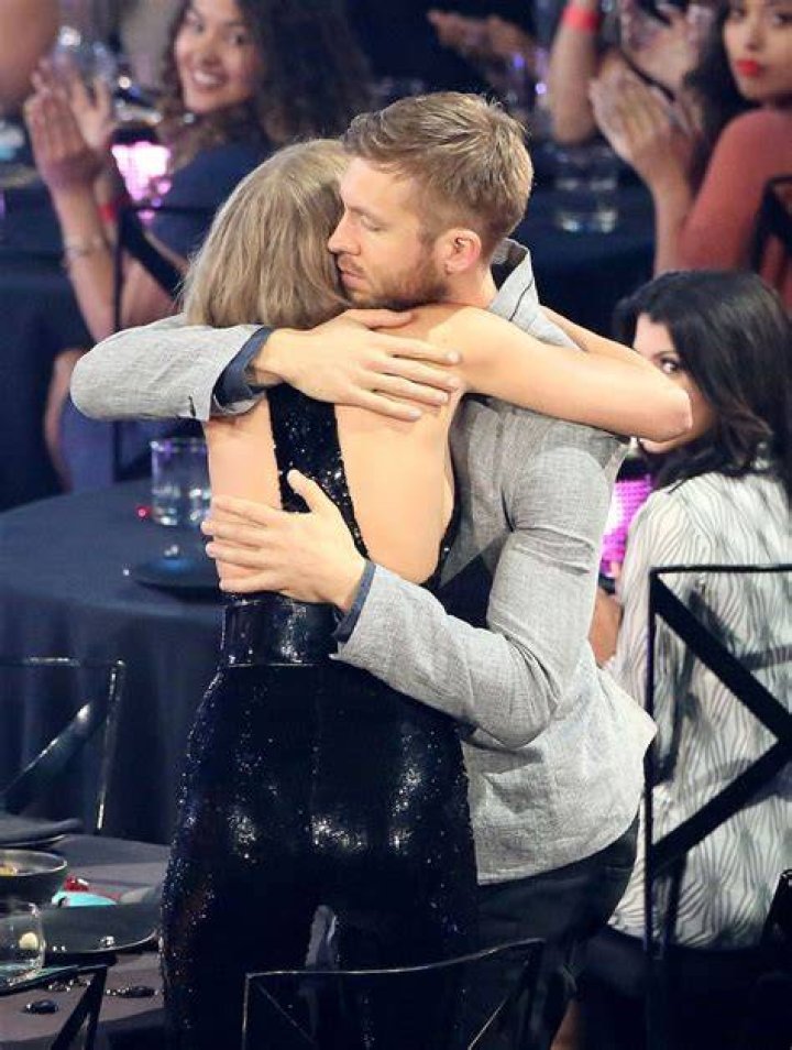 Taylor Swift & Calvin Harris: Their Sweetest PDA Pics