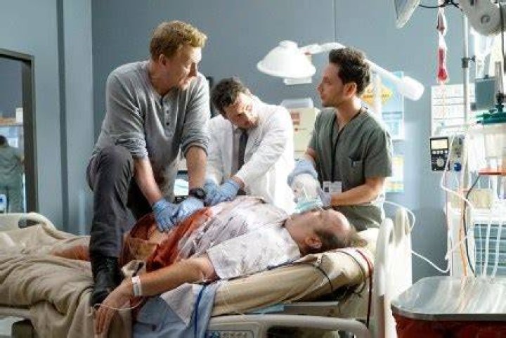 Where’s Alex? How Justin Chambers’ Exit Explained – Hollywood Life
