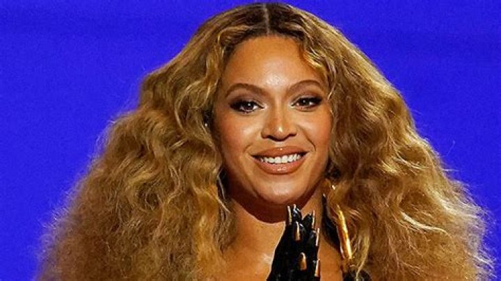 Who Is Beyonce’s Uncle Jonny? 5 Things About The Singer’s Gay Uncle – Hollywood Life