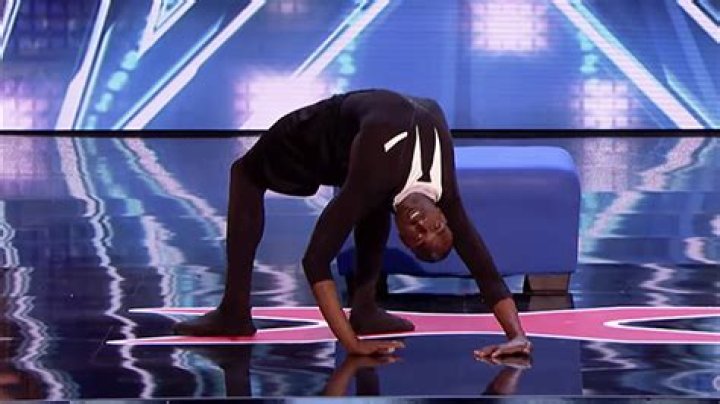 Who Is Troy James? 5 Things To Know About The ‘AGT’ Contortionist – Hollywood Life