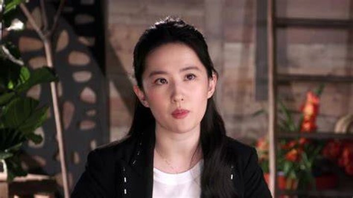 Why She Wanted To Play Fani – Hollywood Life