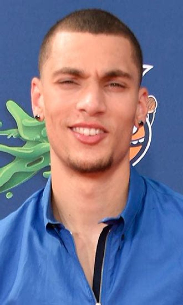 Zach LaVine Celebrity Profile – Hollywood Life